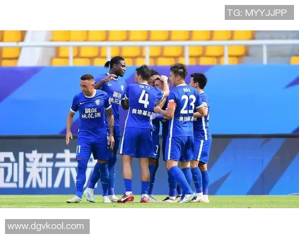 武汉足球队在洲际杯中的速度优势与战术解析