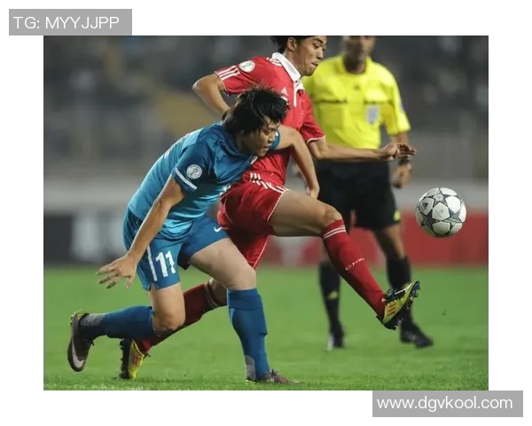 孤独的绿茵传奇:揭秘那些远离社交生活的足球明星们 孤独的绿茵传奇:揭秘那些远离社交生活的足球明星们